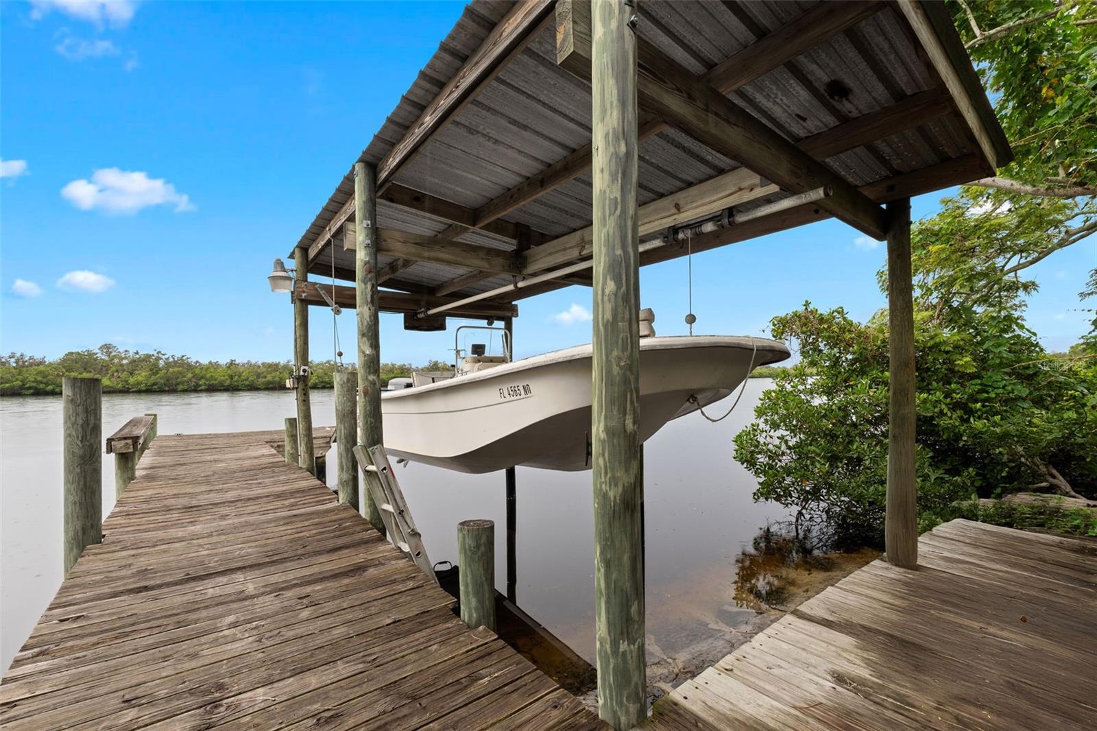 Image 41 of 53 For 308 Manatee Drive