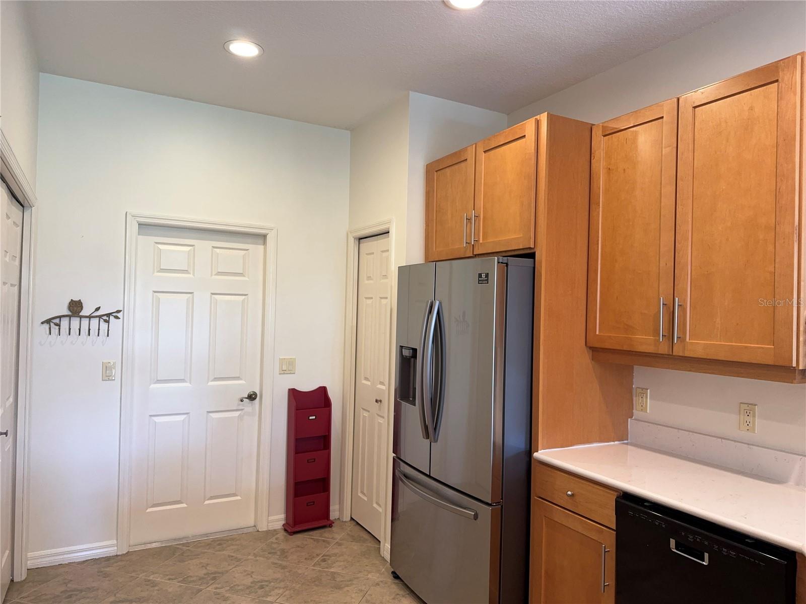 Image 15 of 76 For 4489 Strathmore Drive