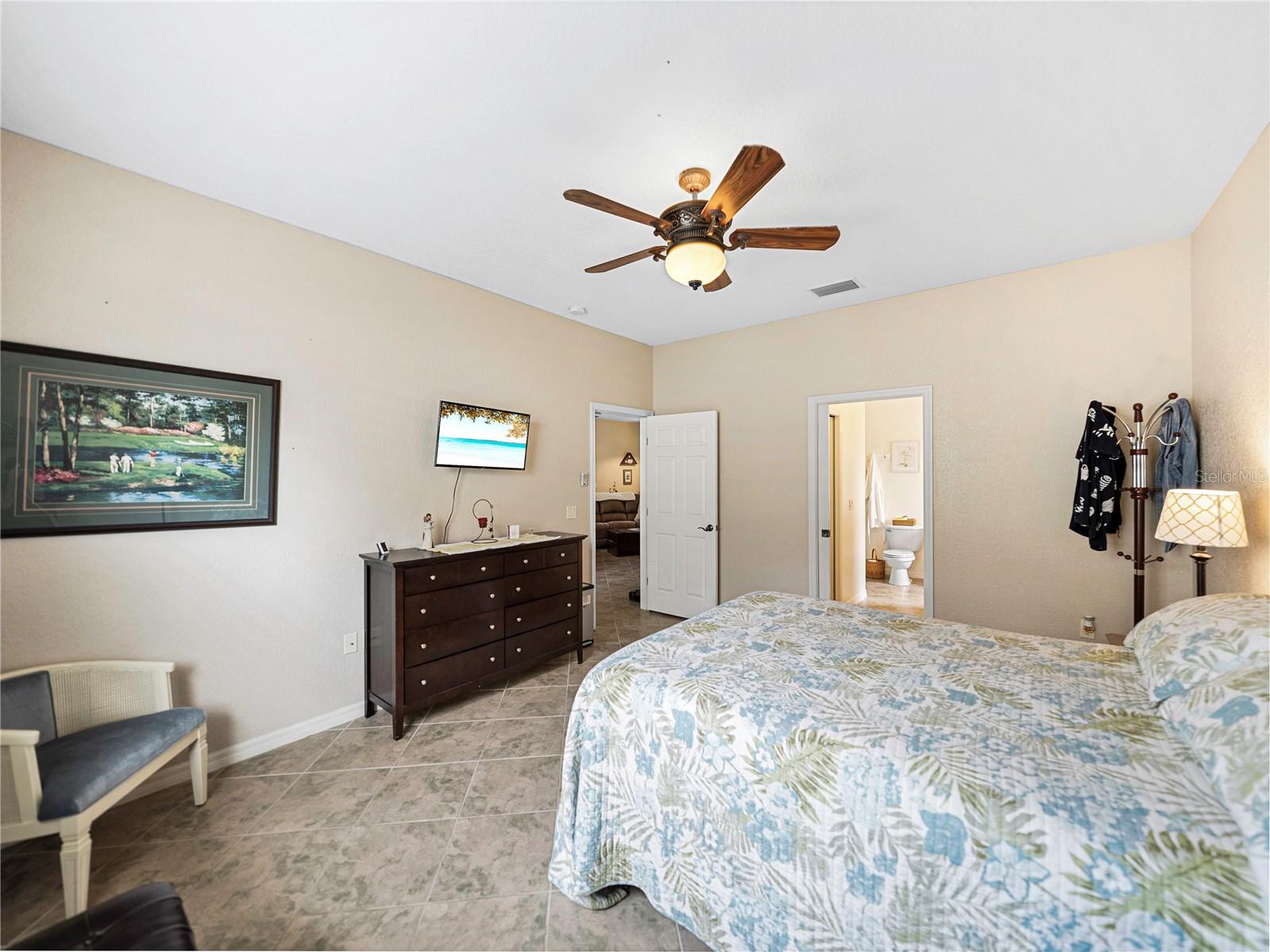 Image 18 of 76 For 4489 Strathmore Drive