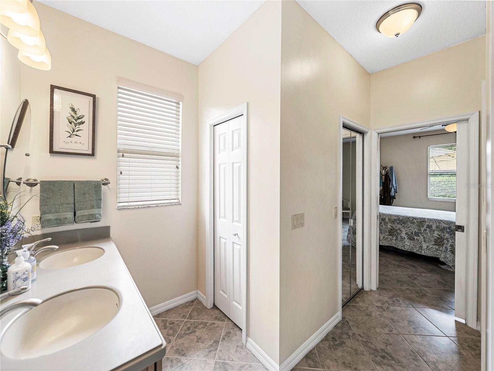 Image 23 of 76 For 4489 Strathmore Drive