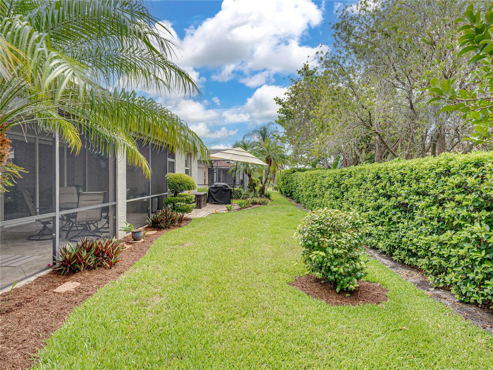 Image 38 of 76 For 4489 Strathmore Drive