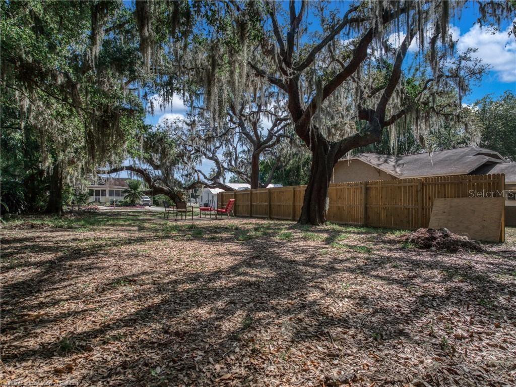 Image 40 of 46 For 412 Rose Avenue