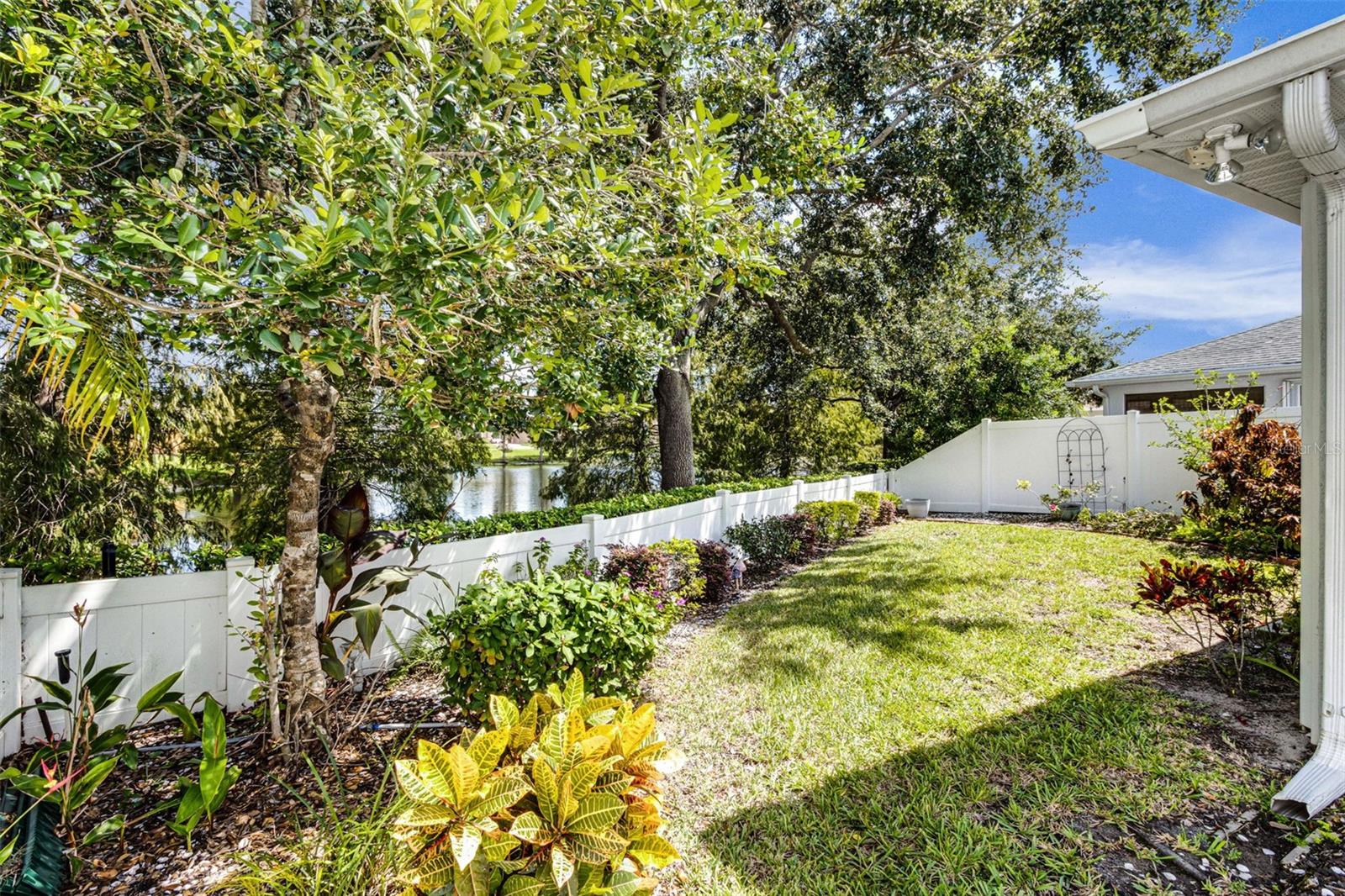 Image 20 of 46 For 3436 Grenville Drive