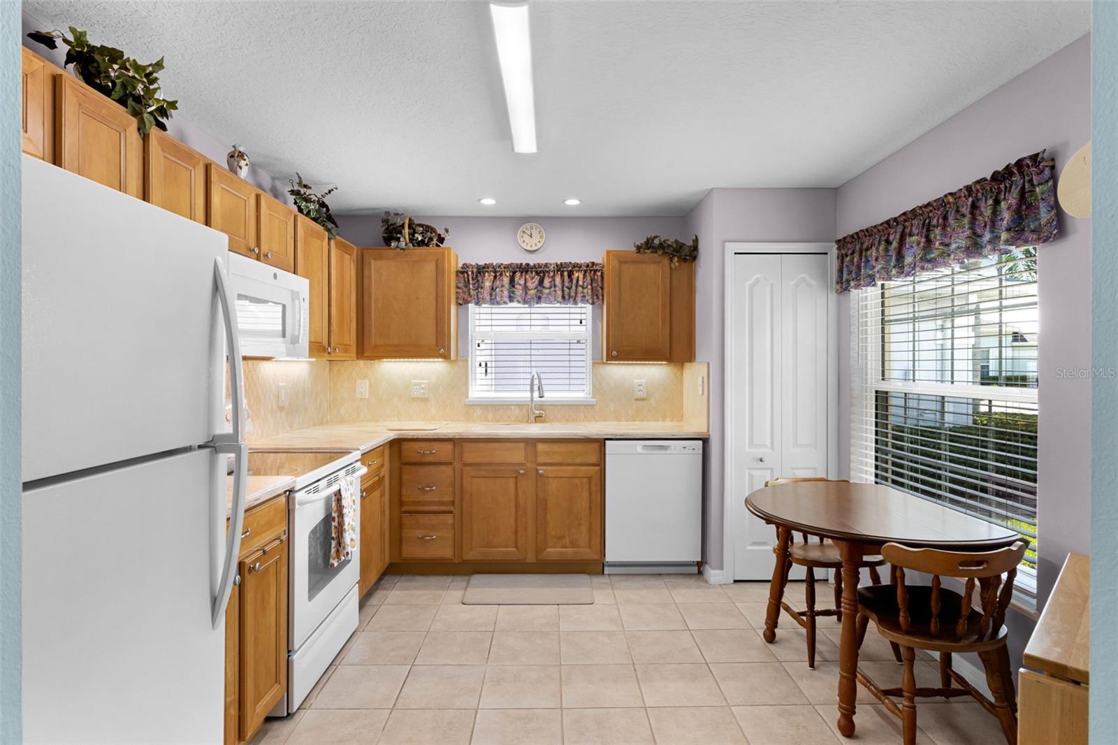 Image 9 of 46 For 3436 Grenville Drive