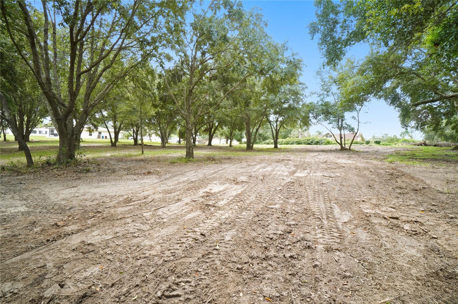 Image 7 of 17 For 0 Sample Avenue W