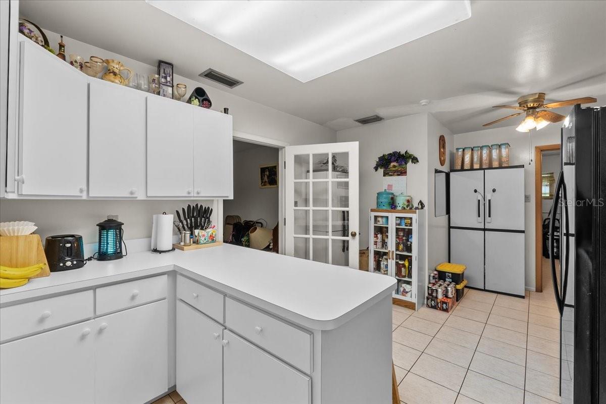 Image 29 of 49 For 714 Great Barford Street