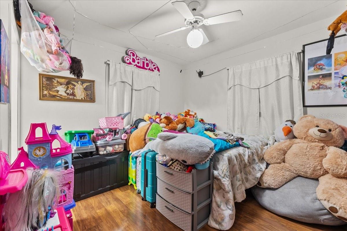 Image 38 of 49 For 714 Great Barford Street
