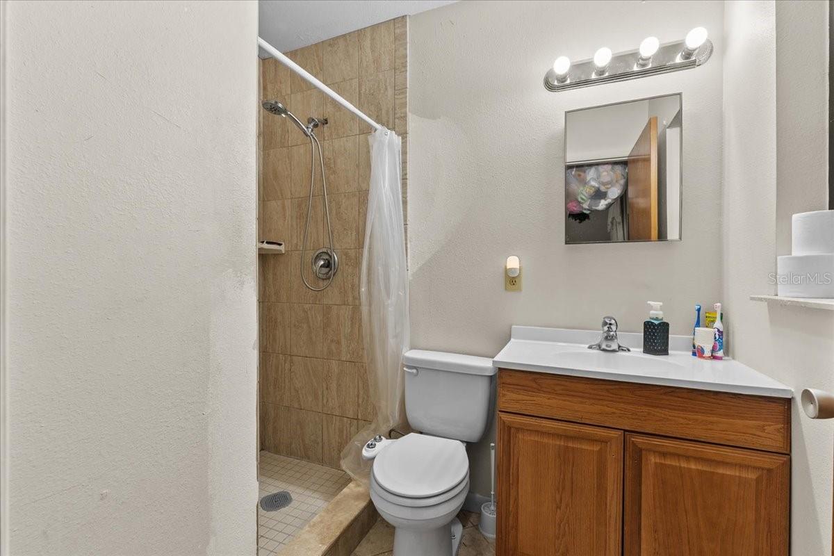 Image 39 of 49 For 714 Great Barford Street