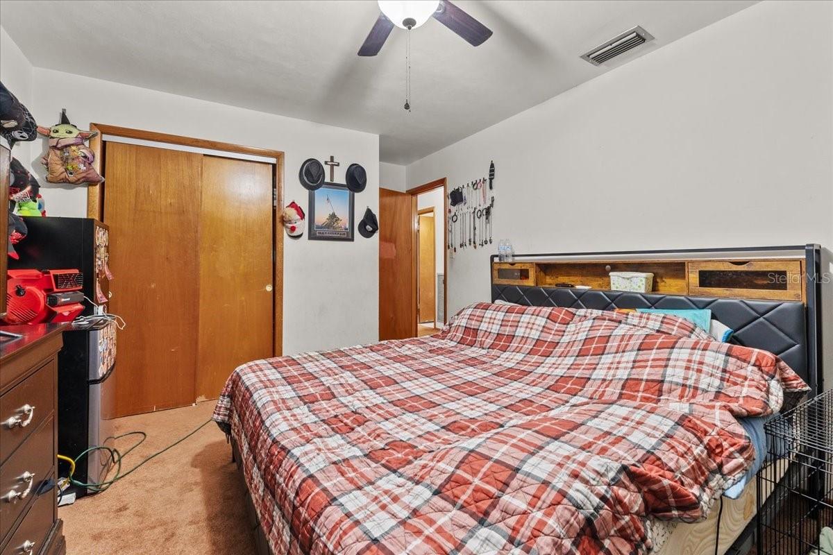 Image 41 of 49 For 714 Great Barford Street