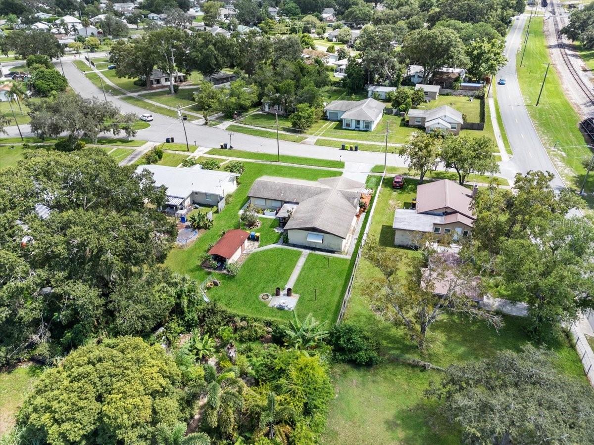 Image 8 of 49 For 714 Great Barford Street