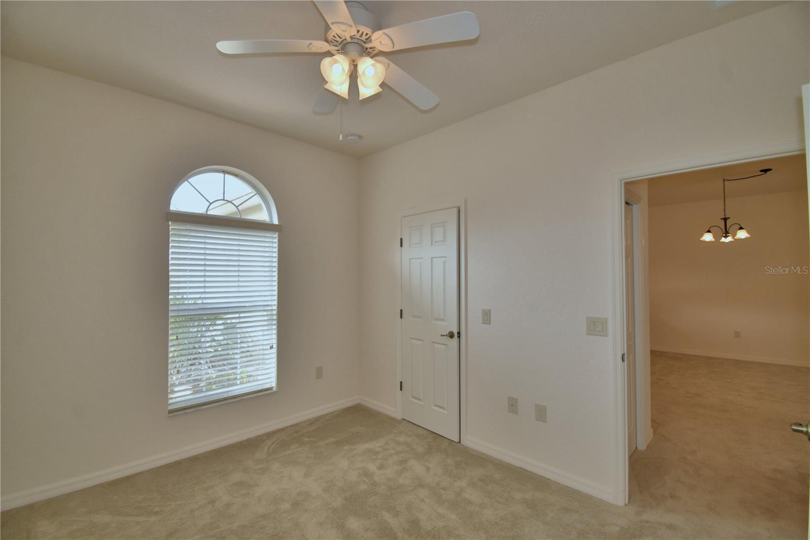 Image 25 of 68 For 1613 Linz Ct