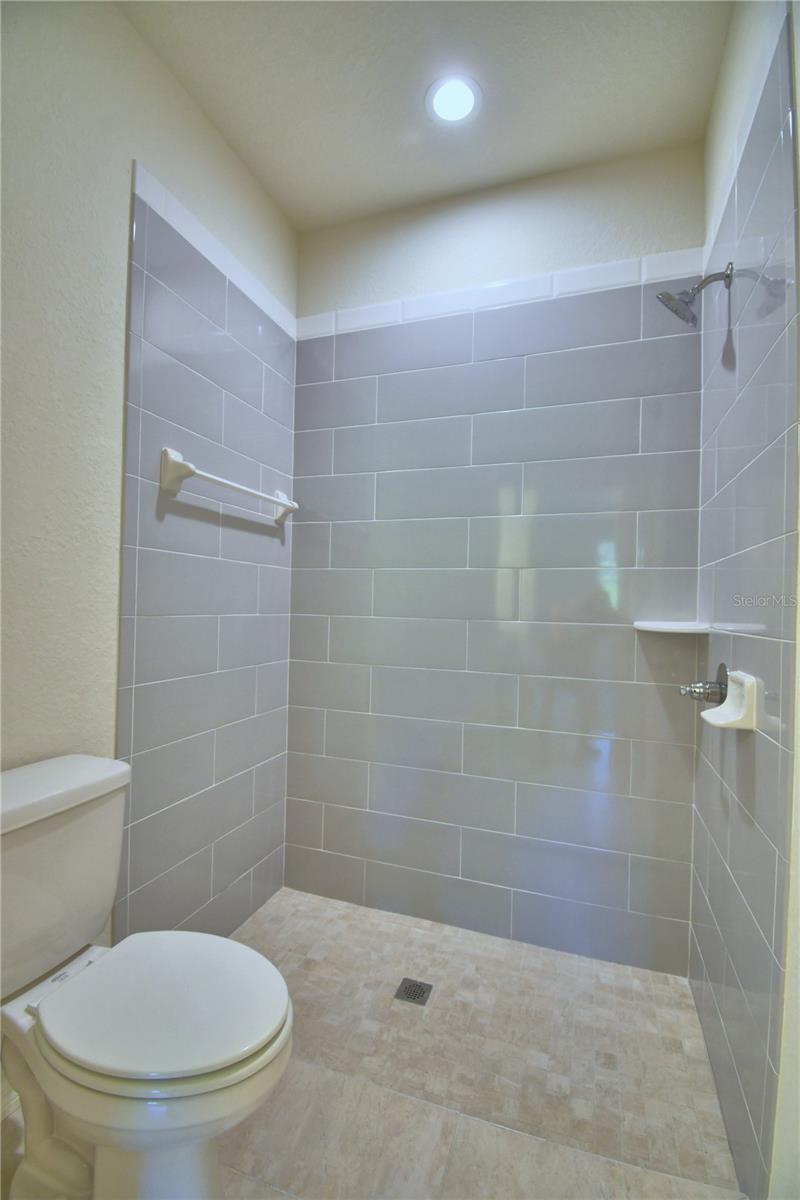 Image 18 of 75 For 1709 Linz Ct