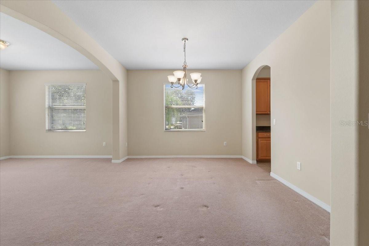 Image 10 of 56 For 636 Brookeshire Drive