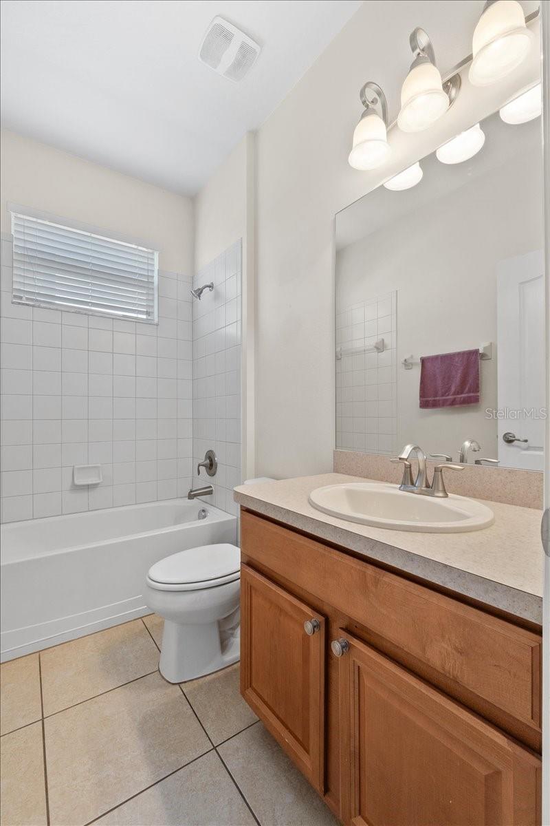 Image 38 of 56 For 636 Brookeshire Drive