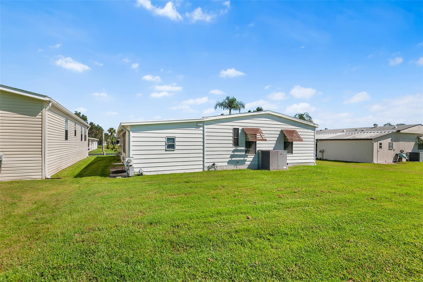 Image 6 of 46 For 128 Lake Hazel Drive