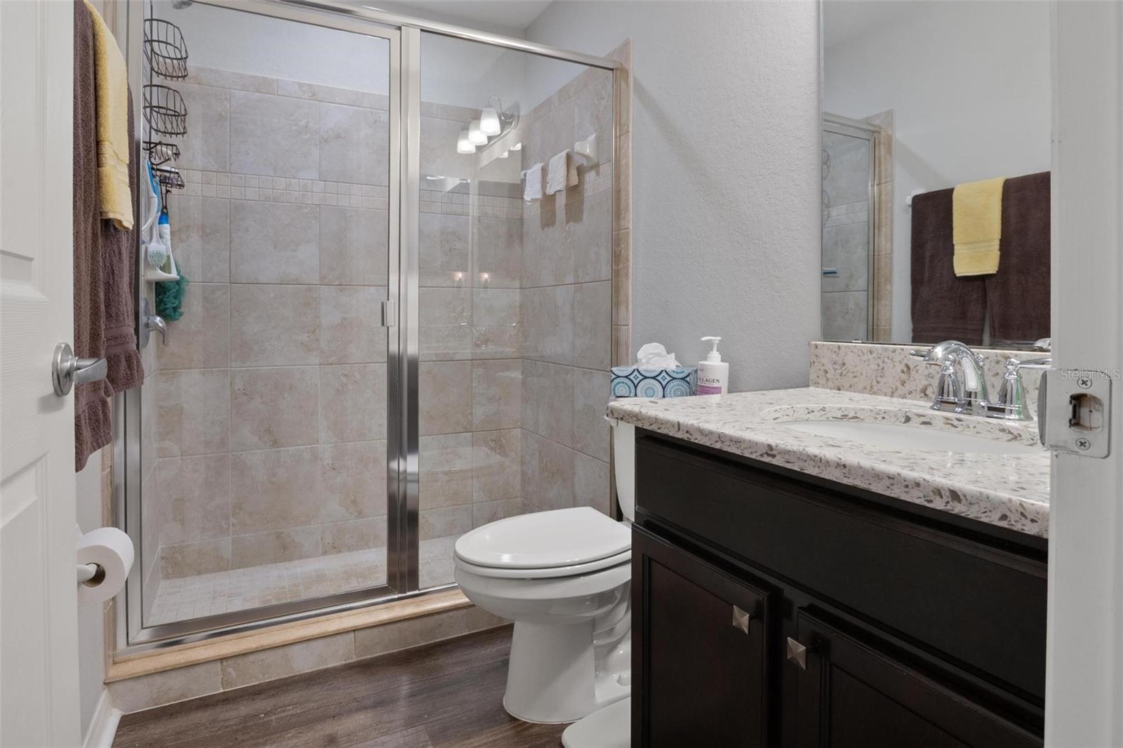 Image 16 of 32 For 418 St Georges Circle
