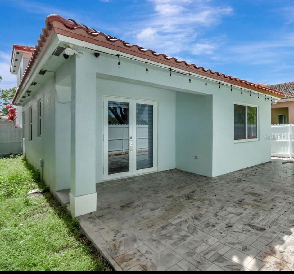 Image 17 of 19 For 2328 37th Terrace
