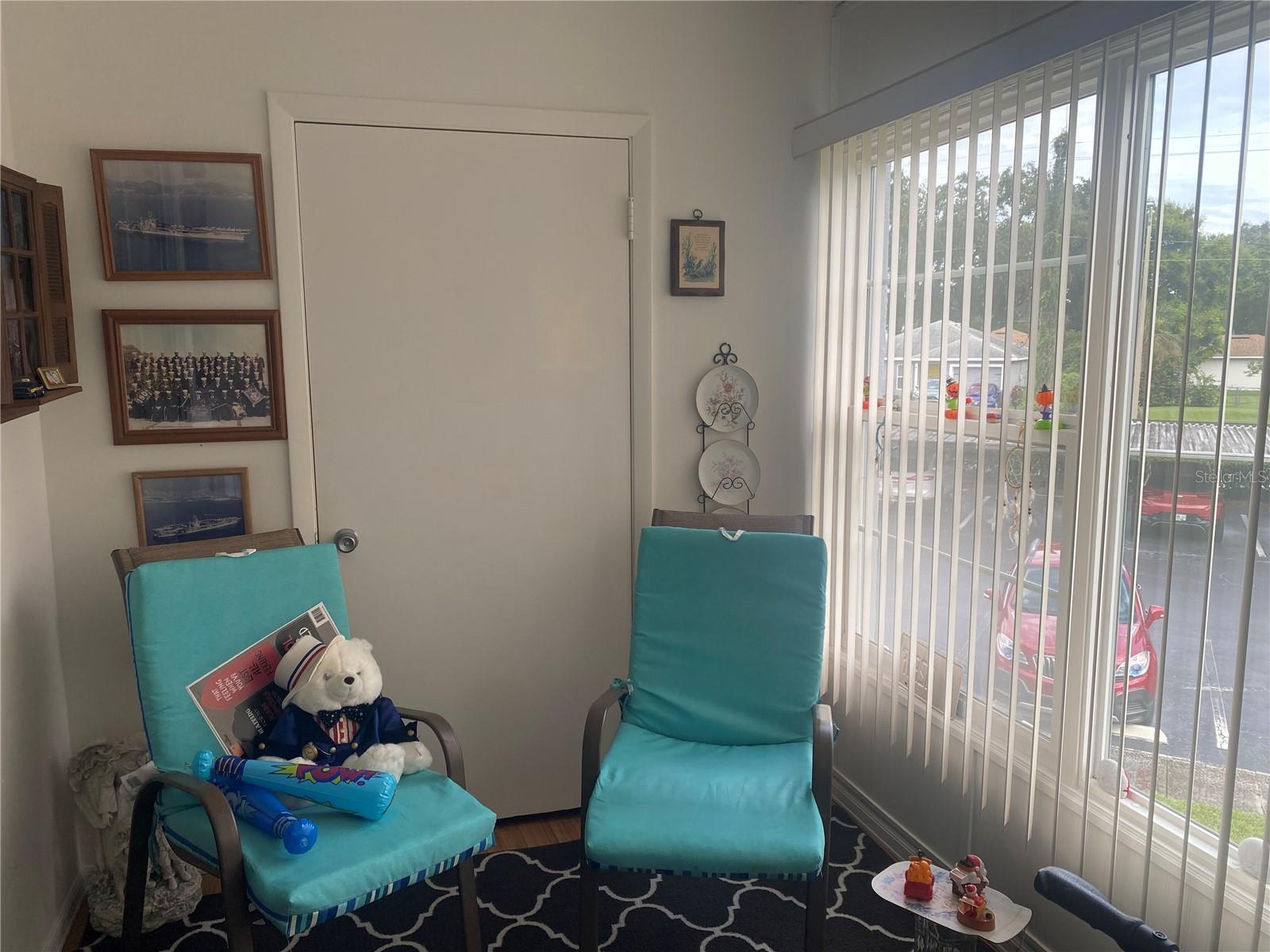 Image 22 of 28 For 333 Lake Howard Drive Nw 213d