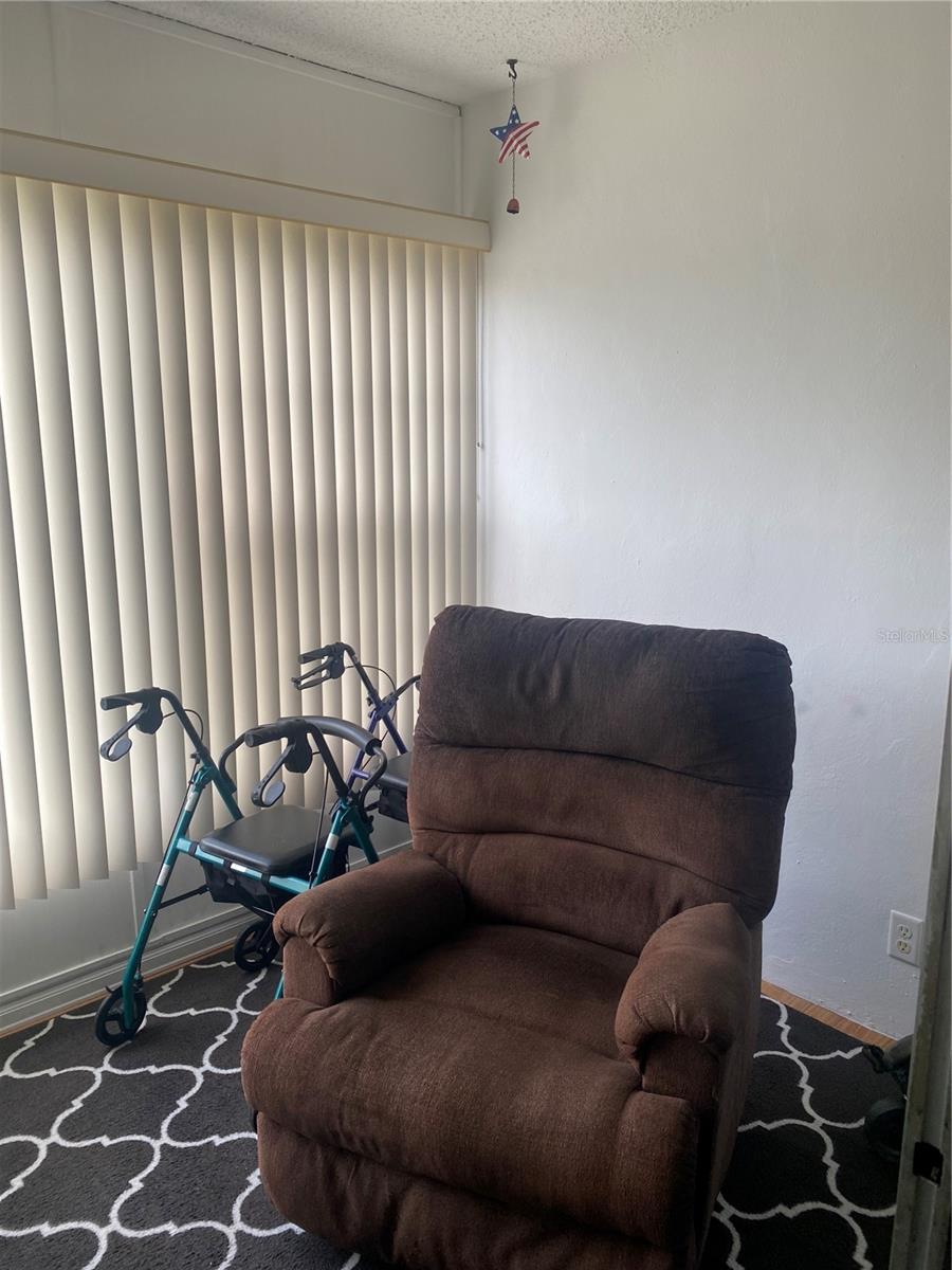 Image 23 of 28 For 333 Lake Howard Drive Nw 213d