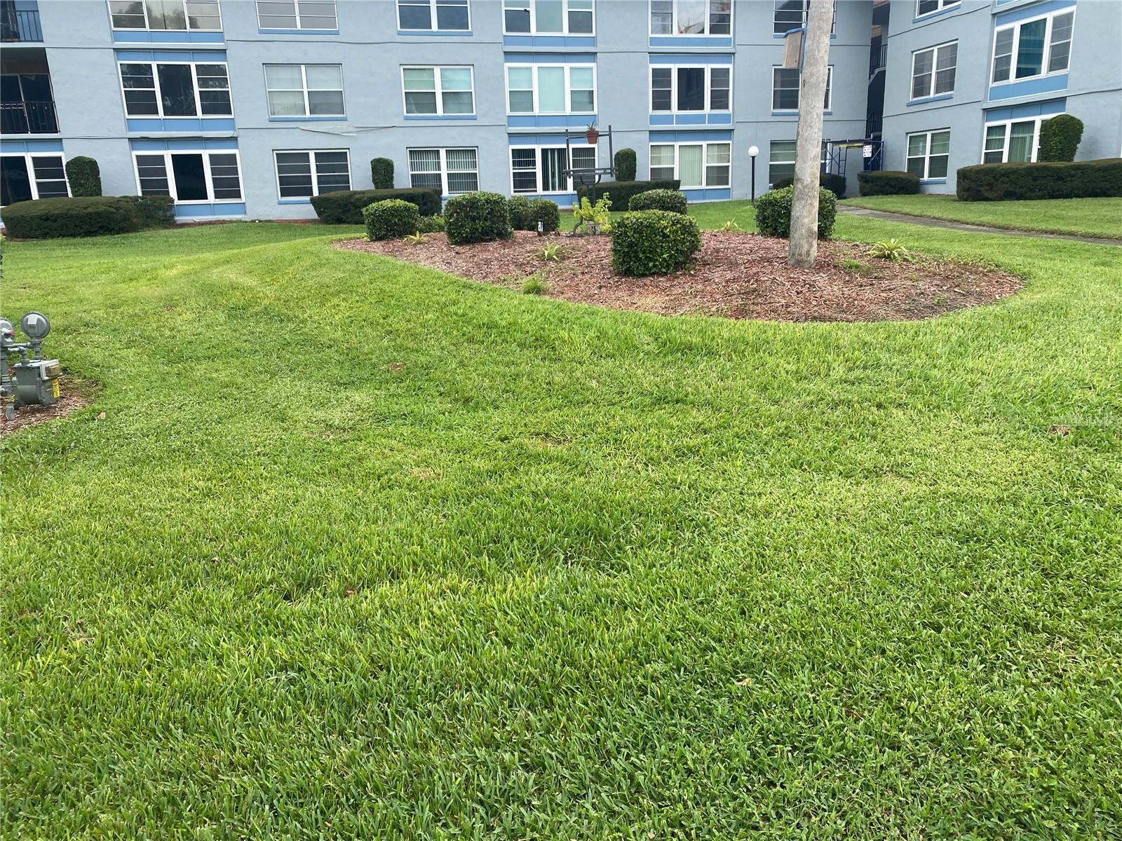 Image 25 of 28 For 333 Lake Howard Drive Nw 213d