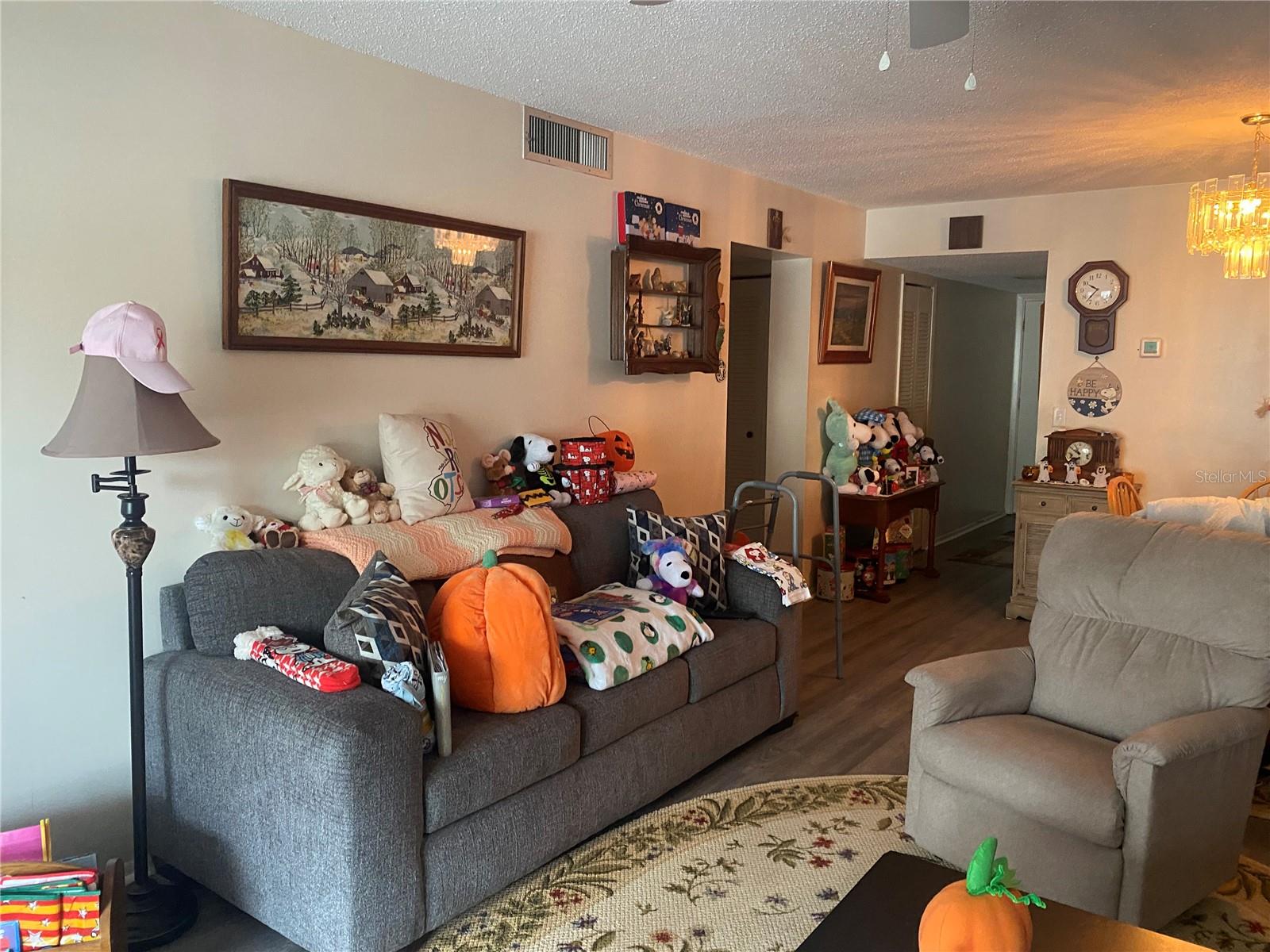 Image 9 of 28 For 333 Lake Howard Drive Nw 213d