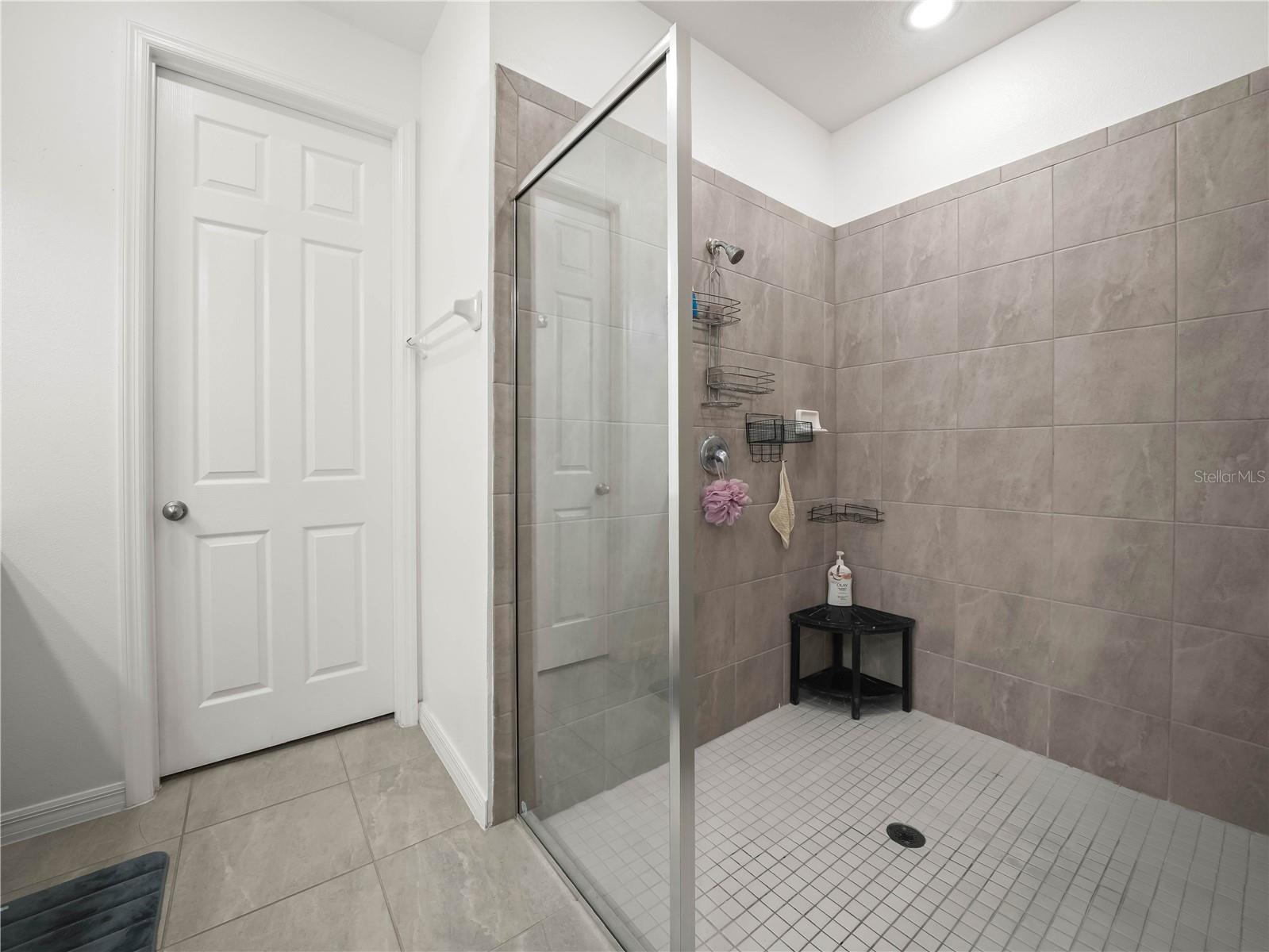 Image 22 of 36 For 4136 Solamor Street