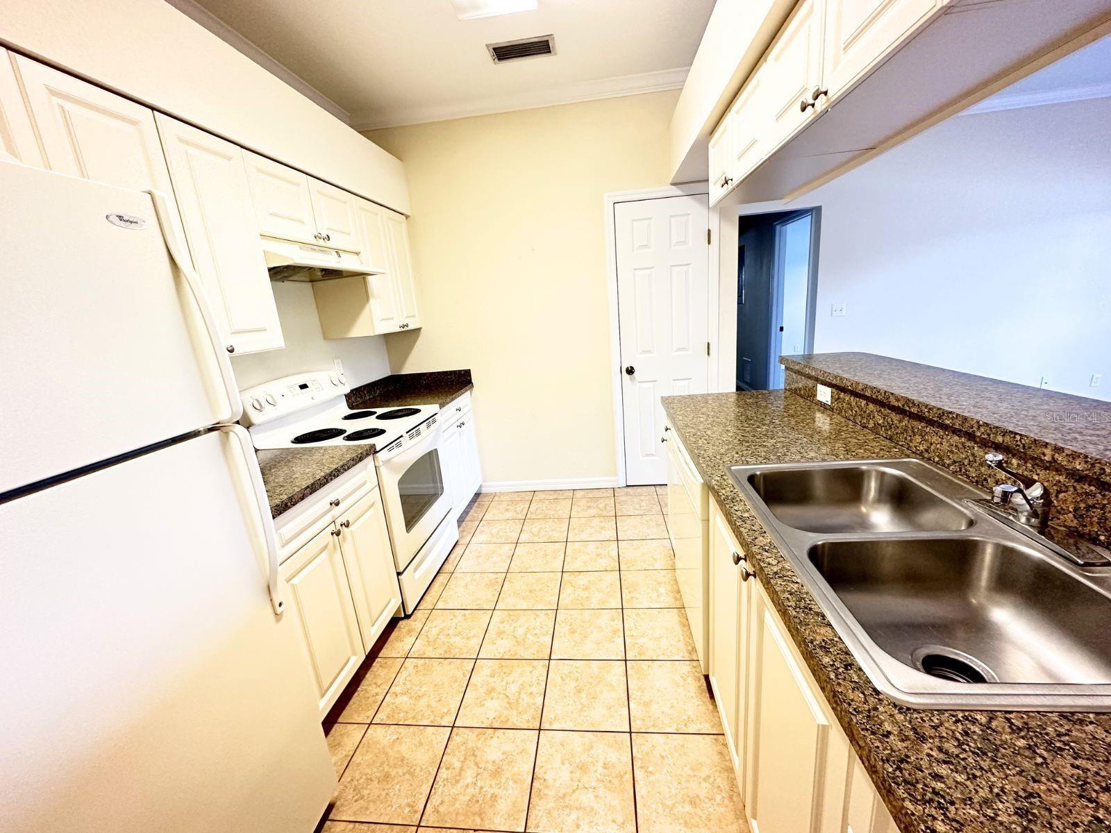 Image 4 of 13 For 201 Eagle Pond Drive
