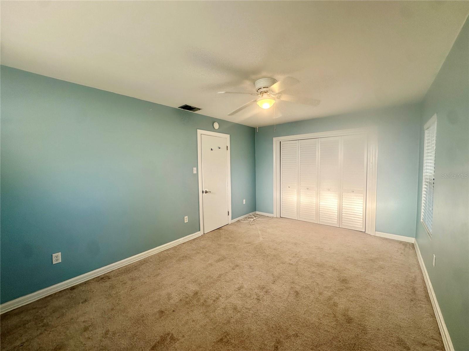 Image 18 of 35 For 1105 Lake Otis Drive