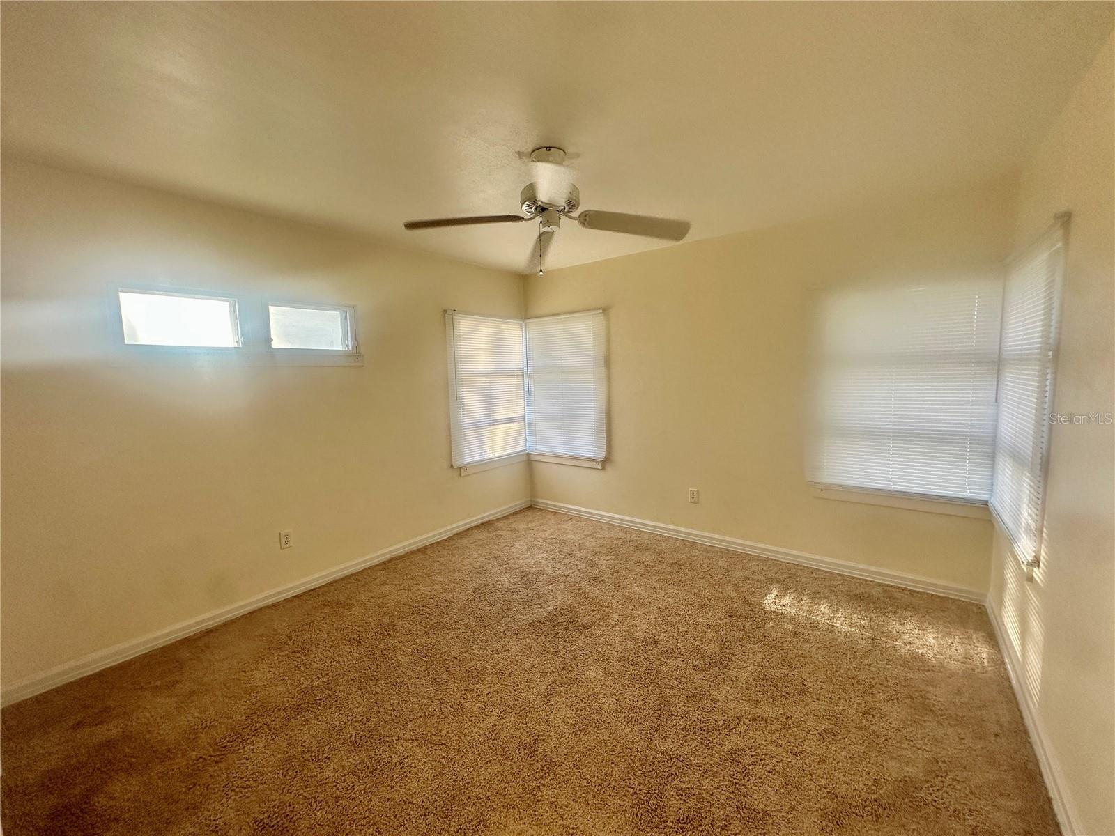 Image 19 of 35 For 1105 Lake Otis Drive