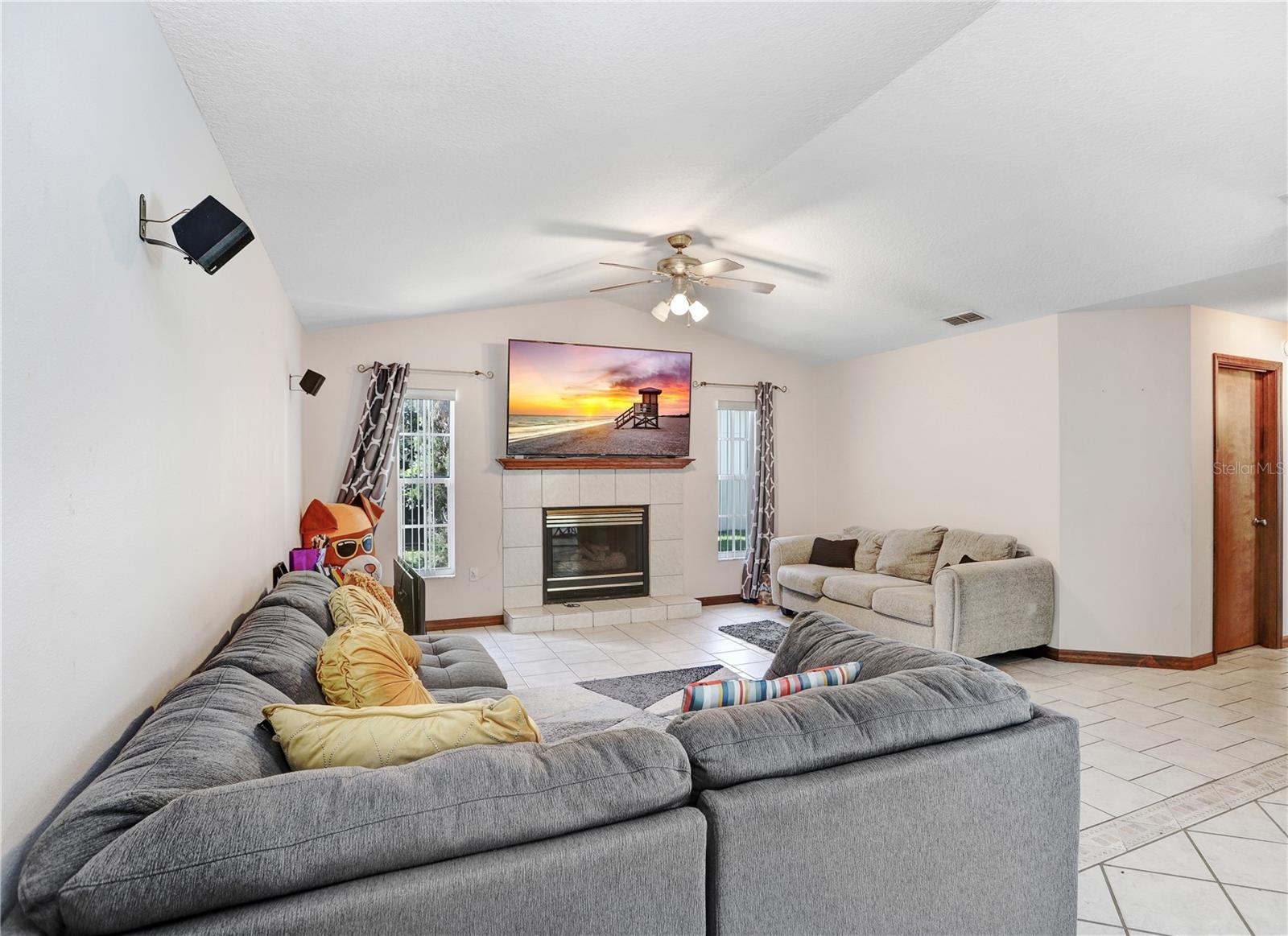 Image 3 of 15 For 7214 Hileman Drive W