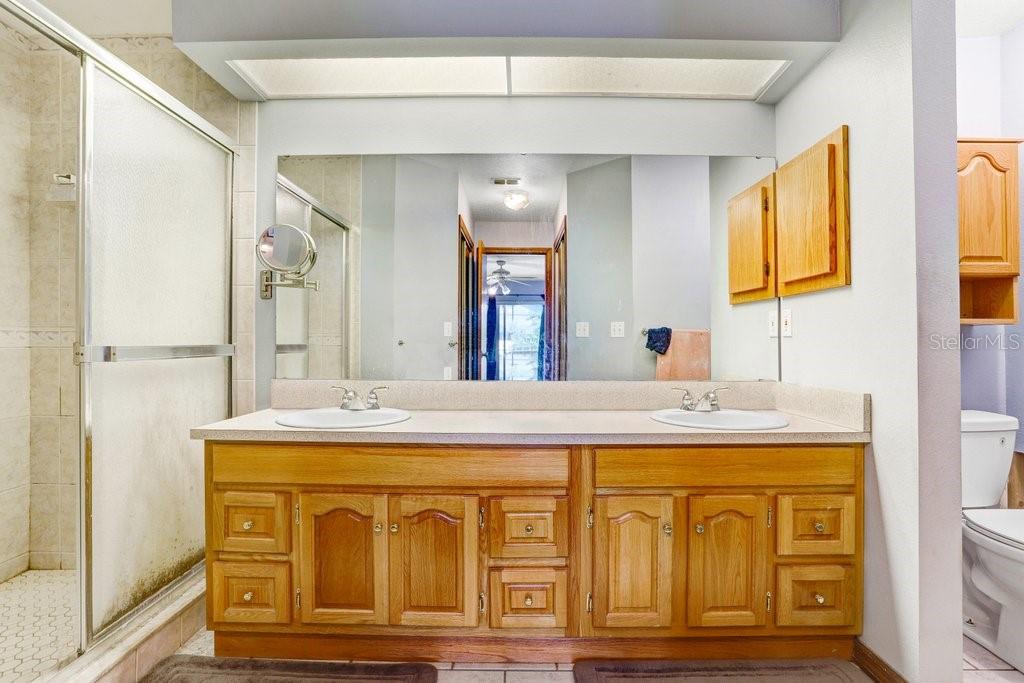 Image 9 of 15 For 7214 Hileman Drive W
