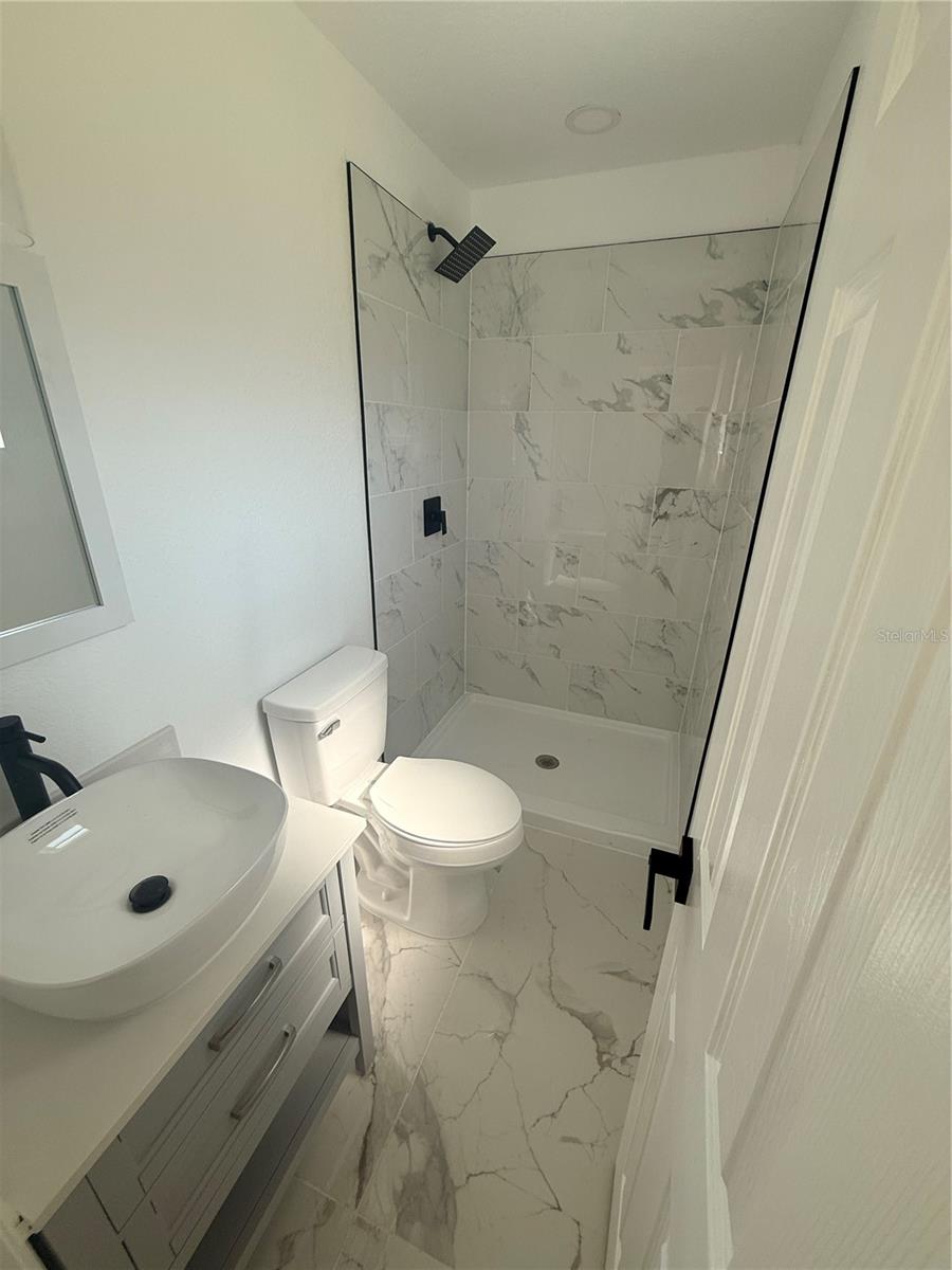Image 15 of 18 For 875 Chamberlain Boulevard