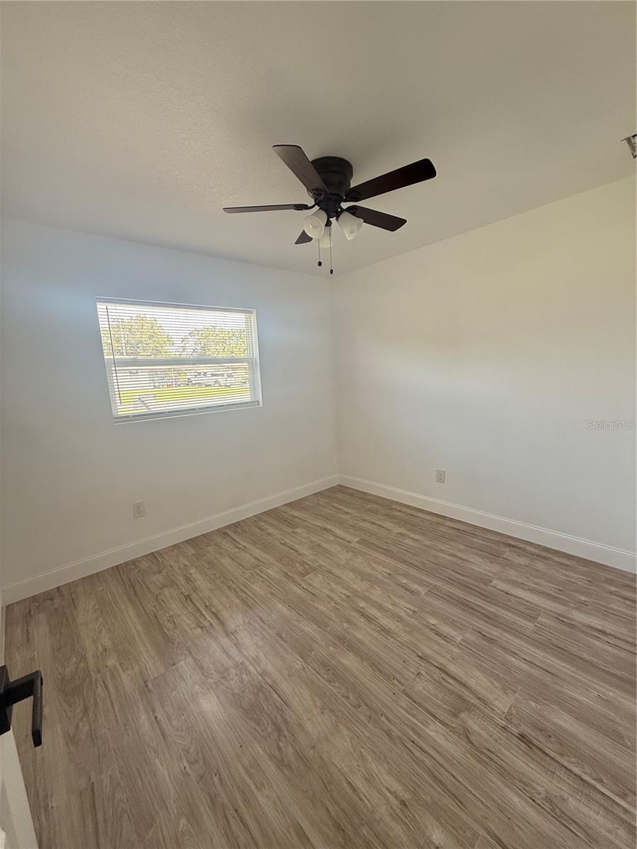 Image 16 of 18 For 875 Chamberlain Boulevard