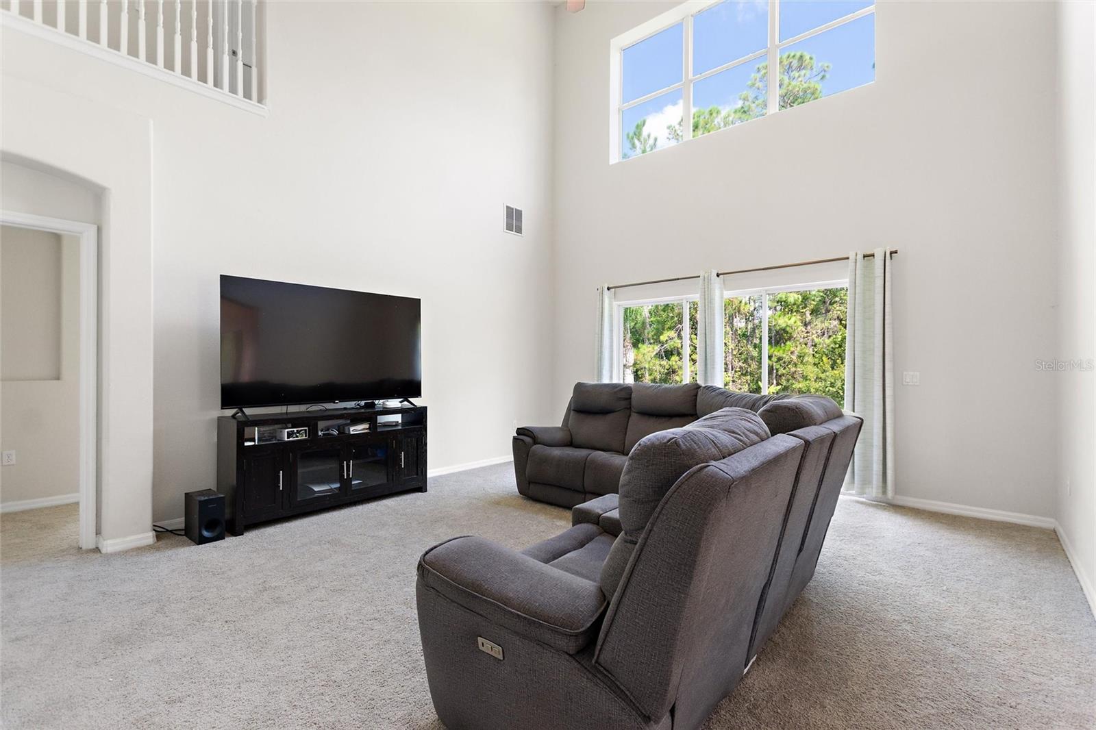 Image 2 of 55 For 4039 Navigator Way