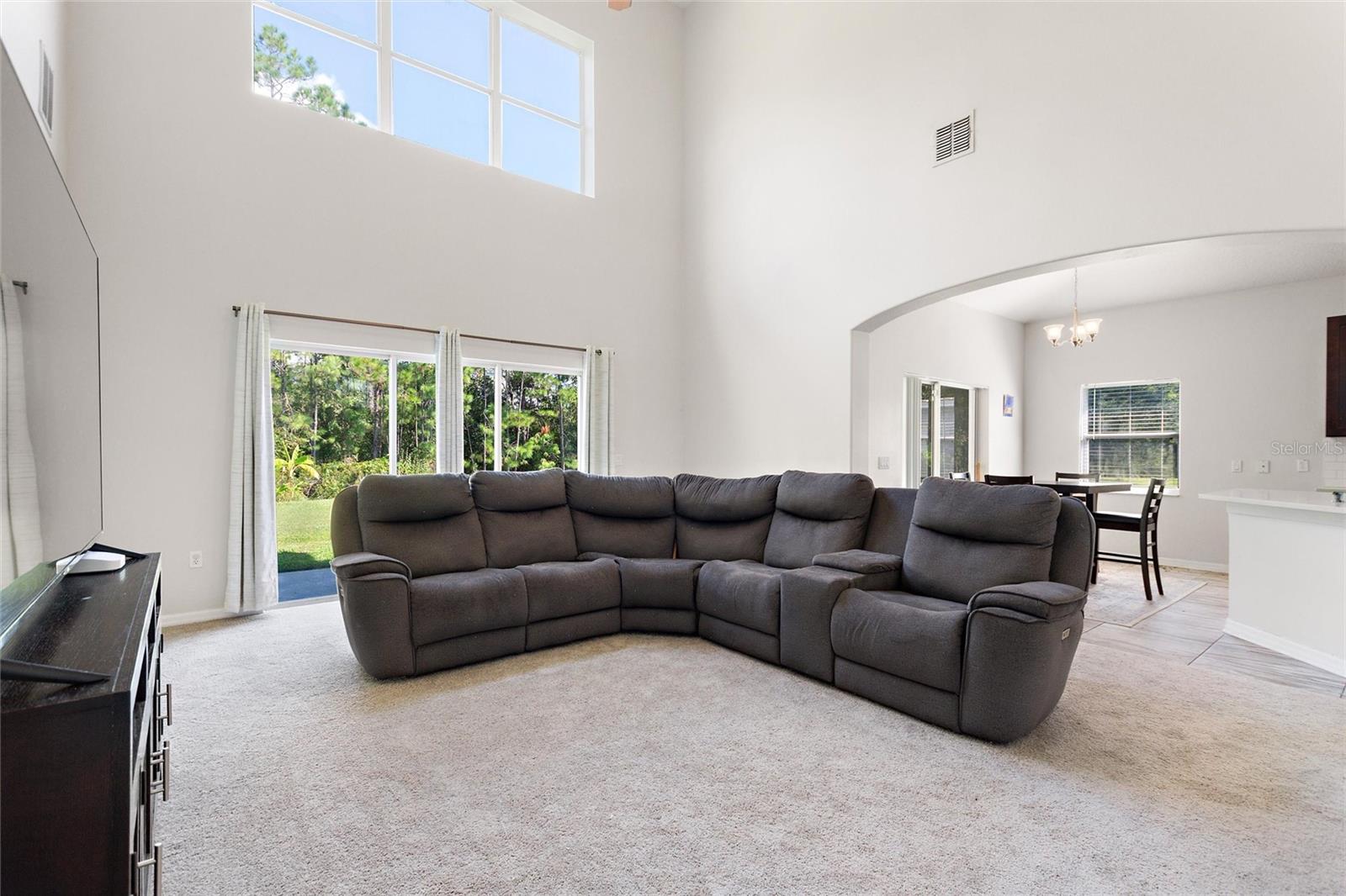 Image 5 of 55 For 4039 Navigator Way