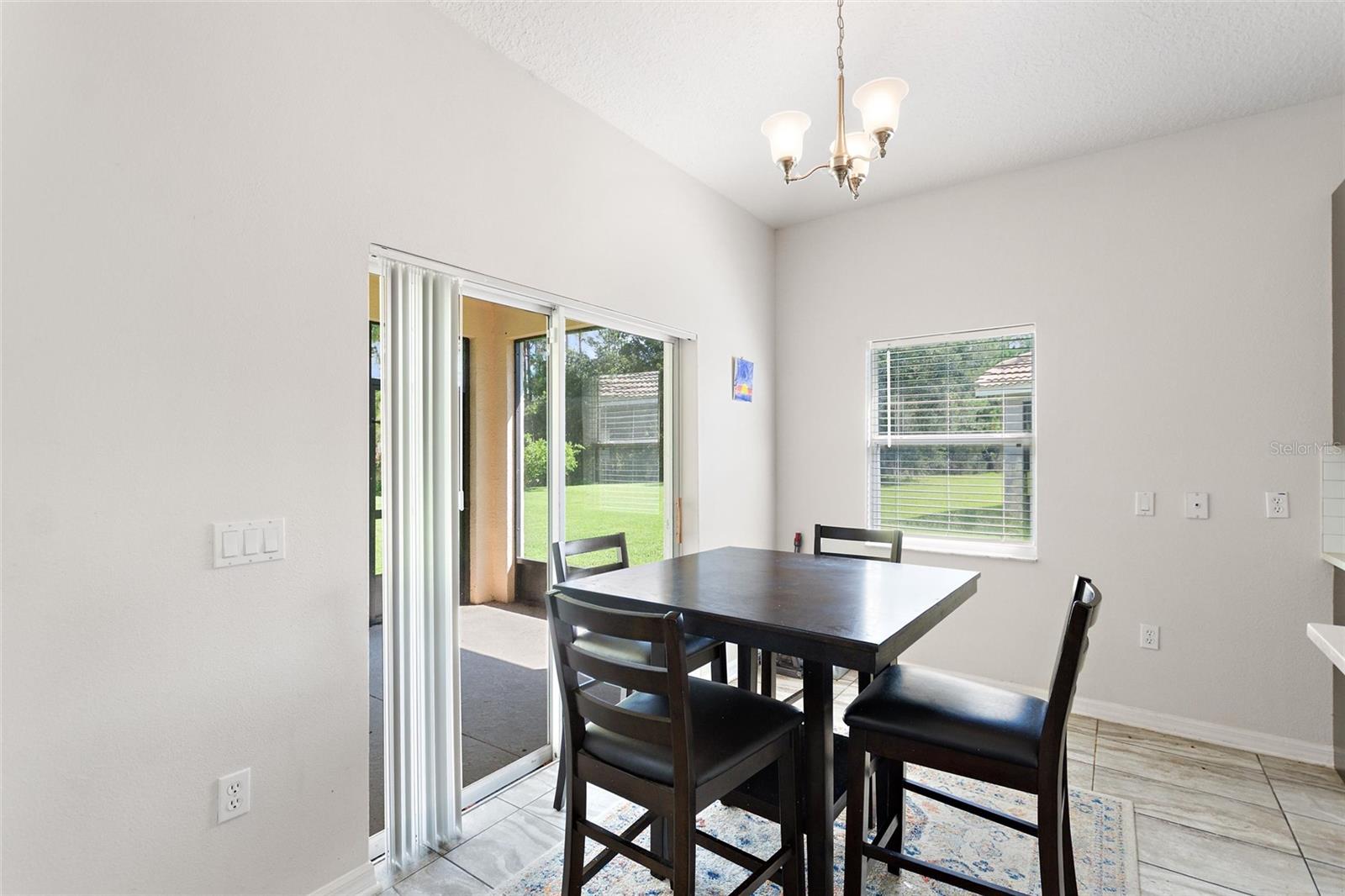 Image 7 of 55 For 4039 Navigator Way