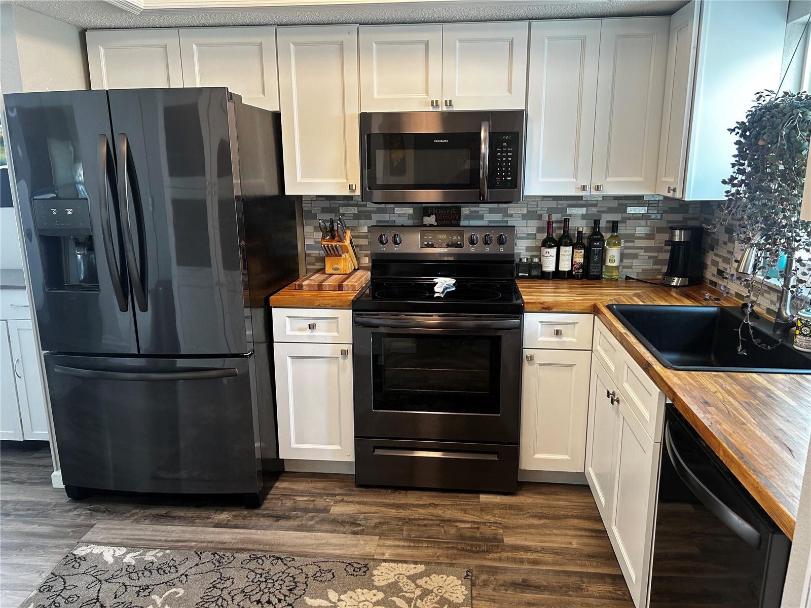 Image 7 of 12 For 730 Barber Circle 730