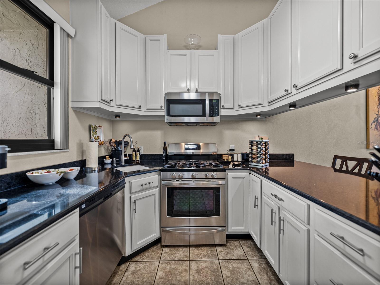 Image 21 of 78 For 508 Sweet Bay Circle Se 508