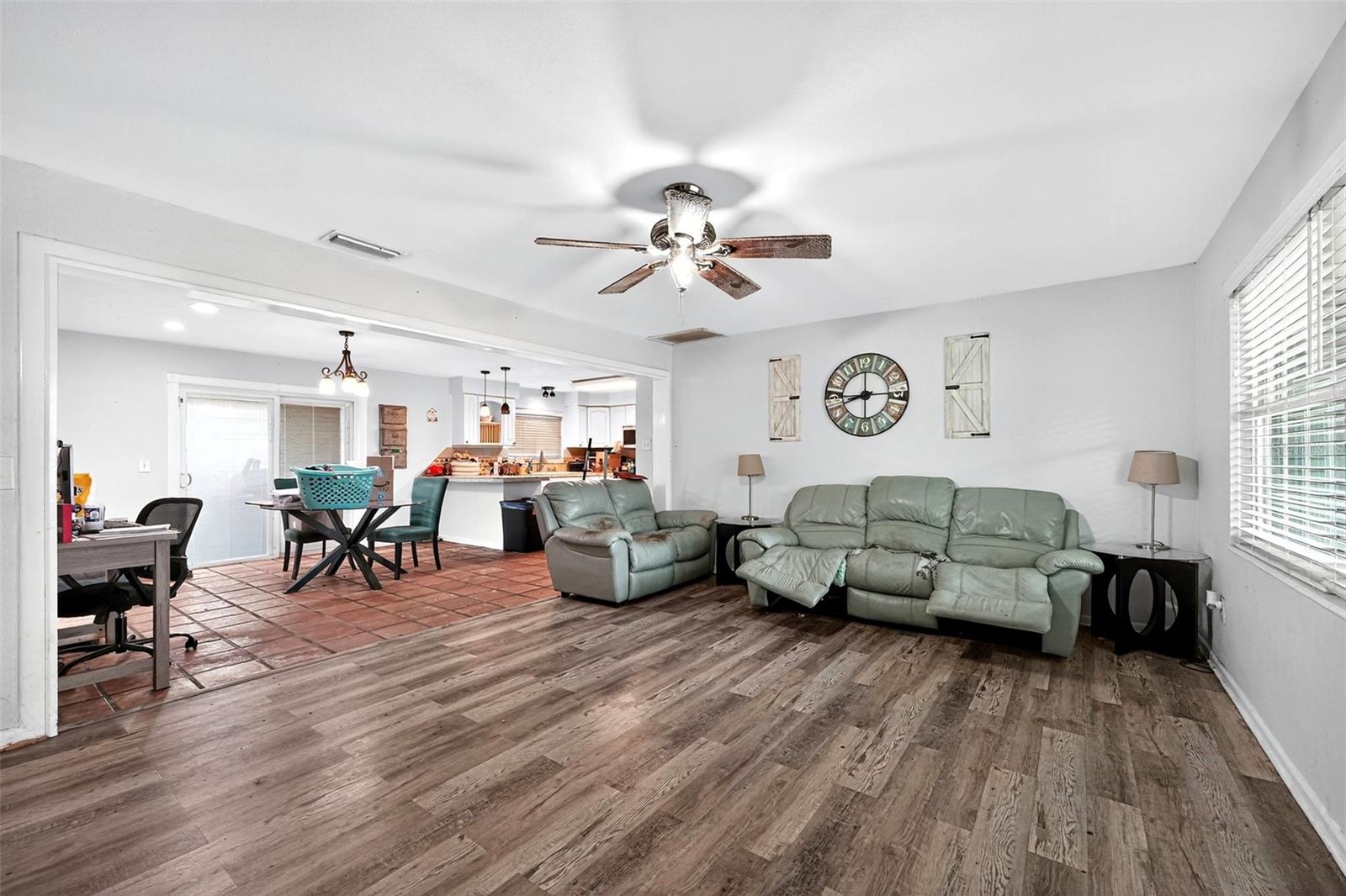 Image 4 of 17 For 2023 Leisure Drive