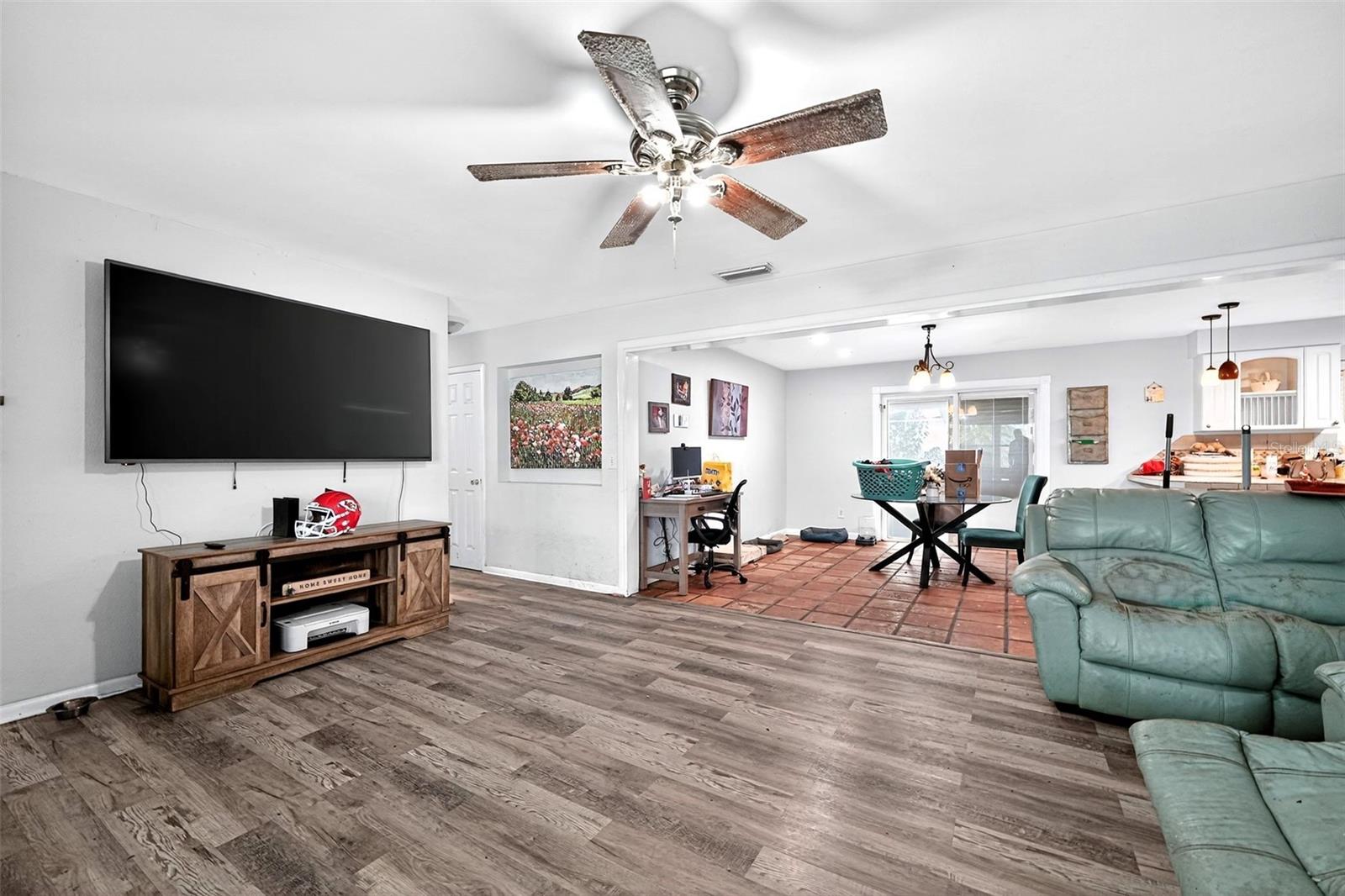Image 5 of 17 For 2023 Leisure Drive