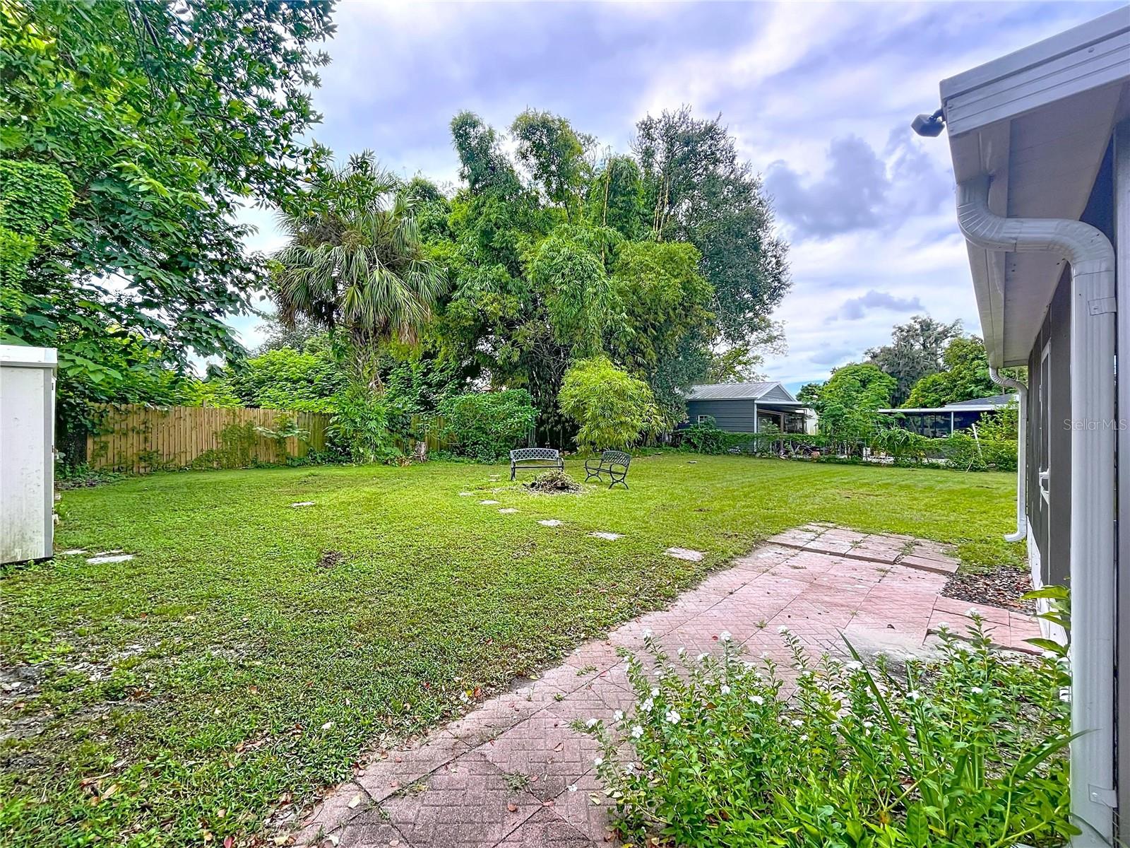 Image 21 of 29 For 118 5th Jpv Street