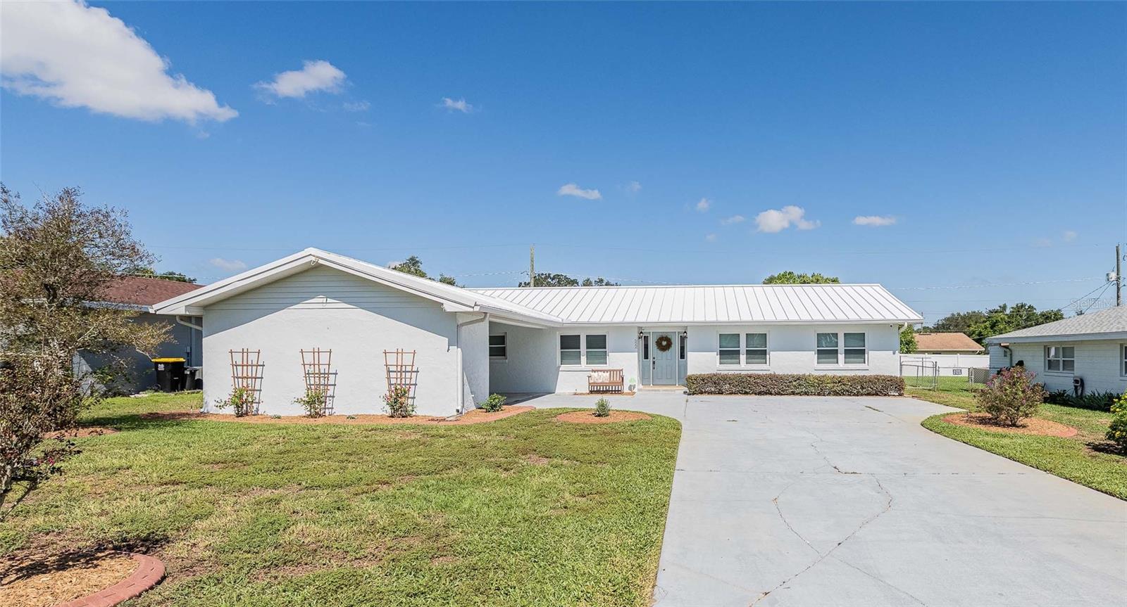 Details for 522 Alachua Drive, WINTER HAVEN, FL 33884