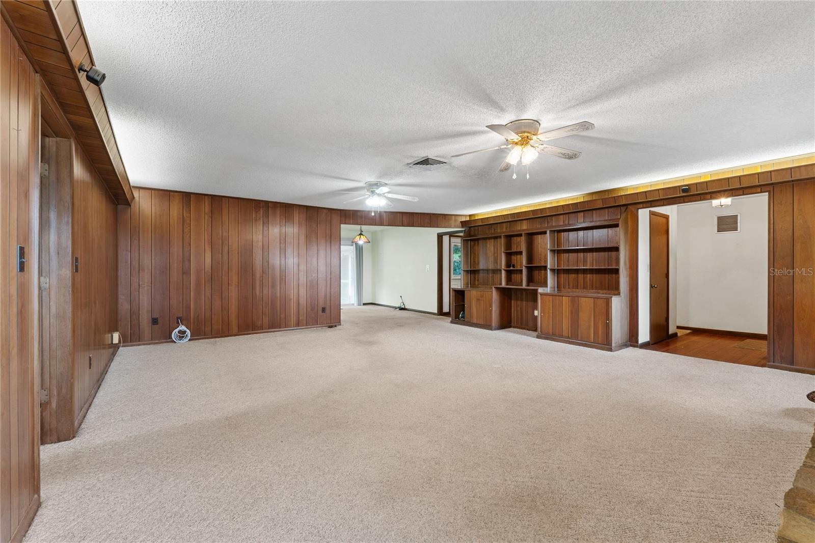 Image 11 of 76 For 660 Duggers Way