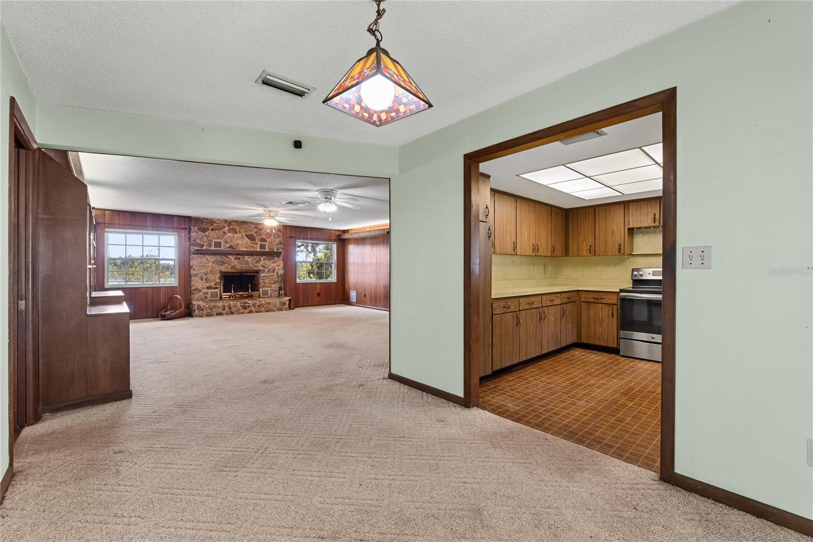 Image 13 of 76 For 660 Duggers Way