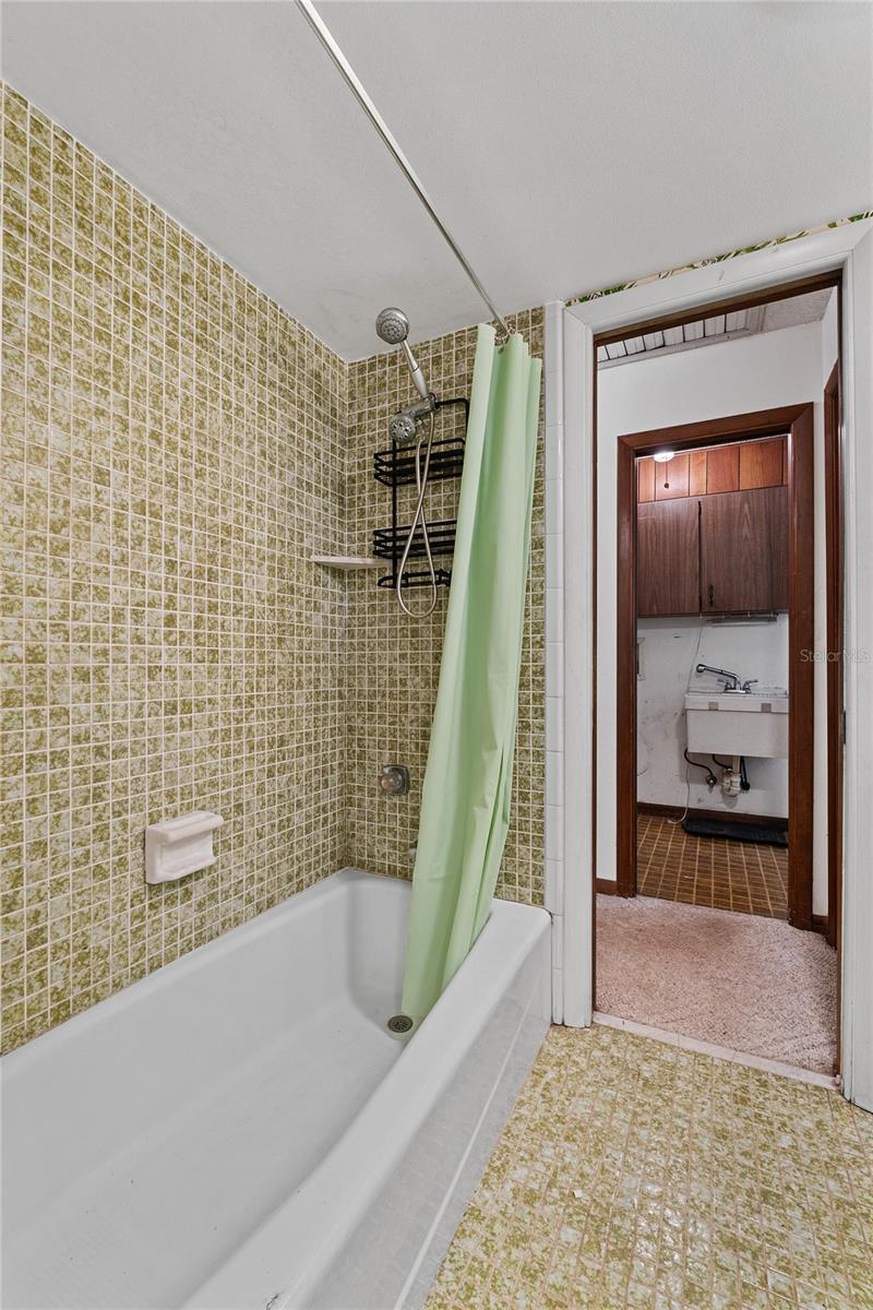 Image 31 of 76 For 660 Duggers Way