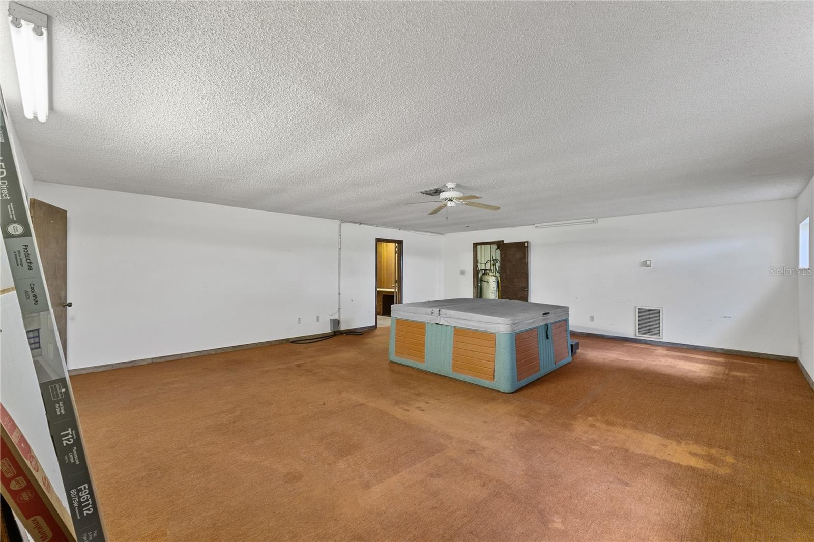 Image 37 of 76 For 660 Duggers Way