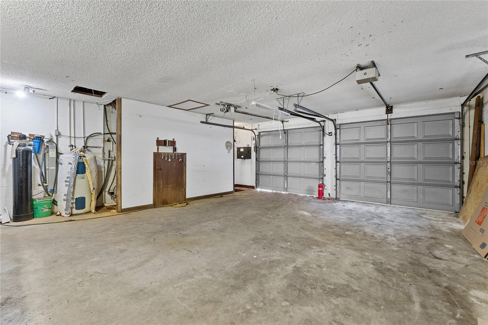 Image 42 of 76 For 660 Duggers Way