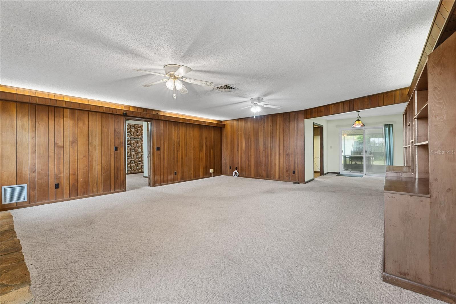 Image 8 of 76 For 660 Duggers Way