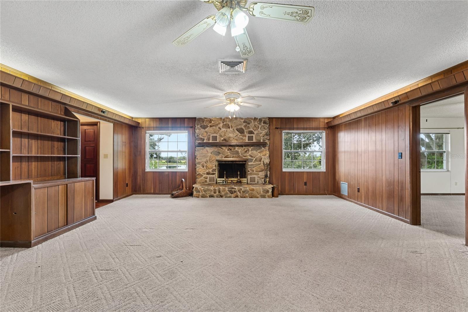 Image 9 of 76 For 660 Duggers Way