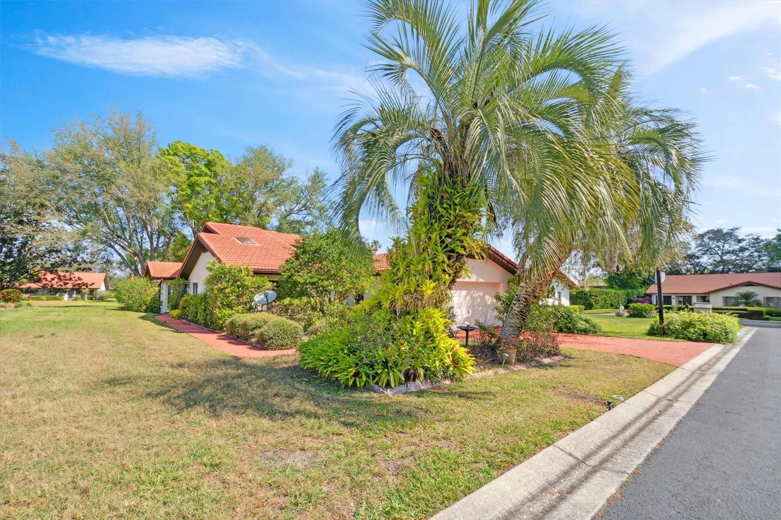 Image 41 of 59 For 2637 Sunburst Court
